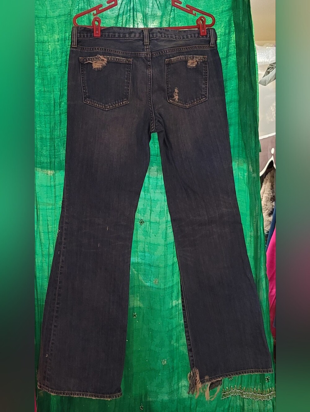 Women's Distressed Dark Blue Jeans - Classic Fit